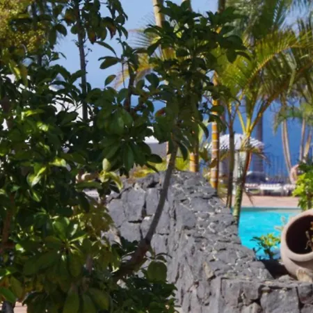 Apartamento En Acantilado Con Terraza Y Vistas Inolvidables Al Mar *