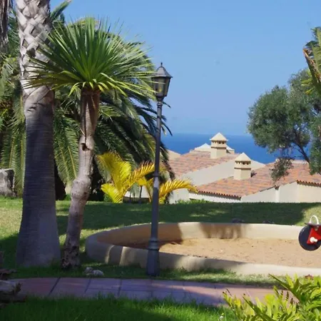 Apartment Apartamento En Acantilado Con Terraza Y Vistas Inolvidables Al Mar