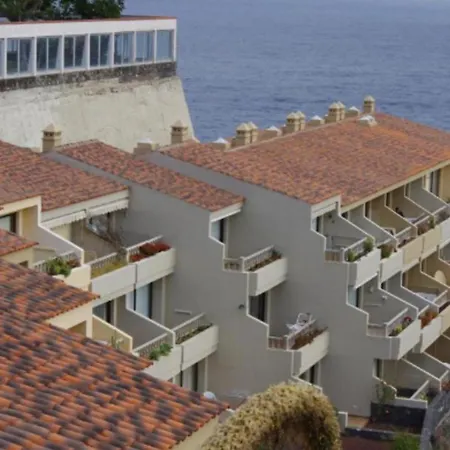 Aparthotel Comodo Con Terraza Y Vistas Al Mar